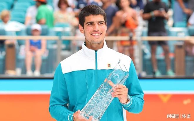 与此同时 与此同时